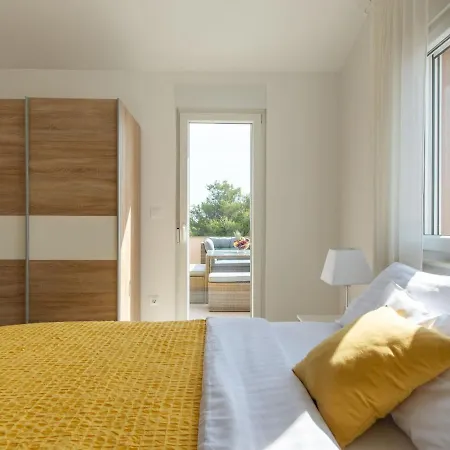 아파트 Enticing In Near Sea Beach