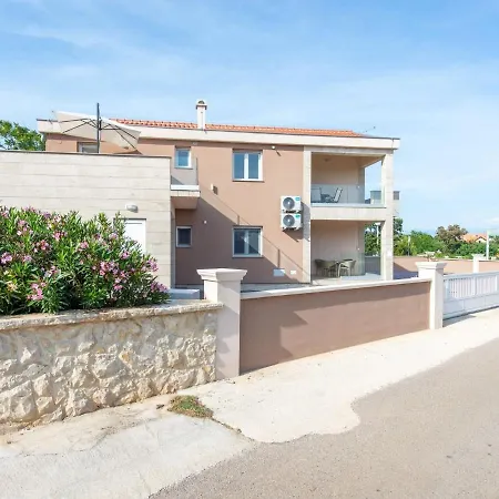Apartment Enticing In Near Sea Beach Vir